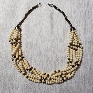 Stunning. Statement Necklace